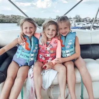 Enjoy boating in the Fort Myers area